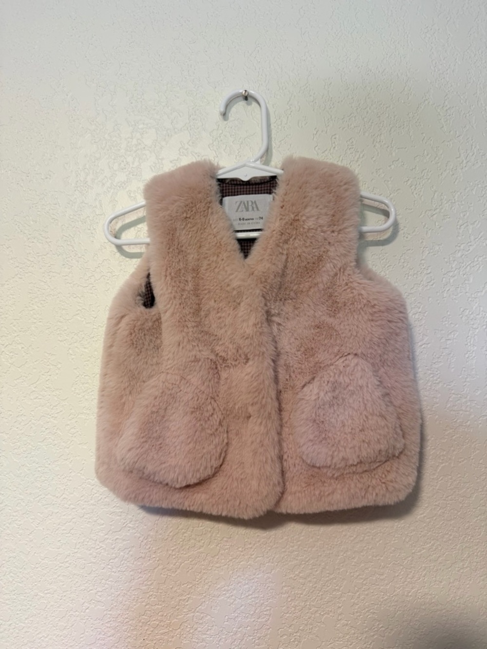 Zara Faux Fur Thick Blush Pink Baby Girl Vest Jacket 6-9 Months